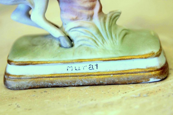 Антикварный солдат на коне. Европа. Середина 20 века