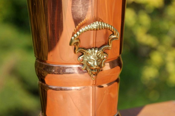 Интересный зольник. Полированный. Идеальное состояние