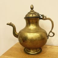Мощный тяжелый чайник из латуни