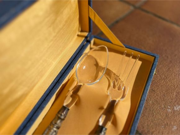 Винтажные приборы для сервировки.