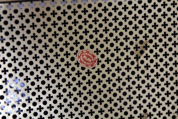 Винтажный каминный гарнитур - часы и 2 кубка. Италия. Фарфор