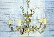 Изящная старинная люстра из латунного литья. Европа. Начало 20 века