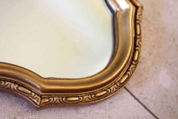  Очаровательное зеркало в золоте и патине