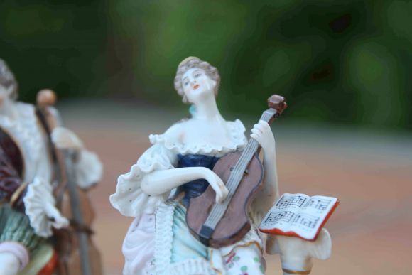 Антикварные музыканты из фарфора. Европа. Начало 20 века