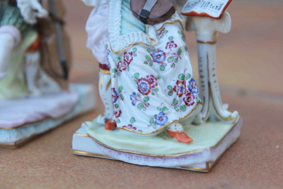 Антикварные музыканты из фарфора. Европа. Начало 20 века