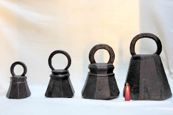 Старинные Российские гири пирамидальной формы. Начало ХХ века