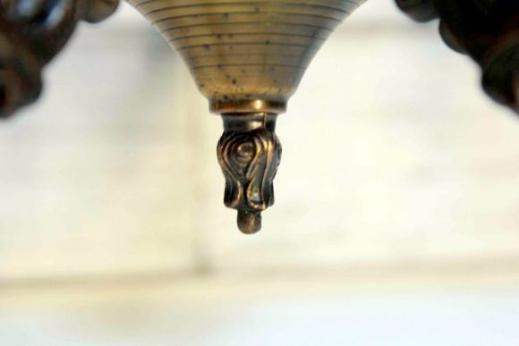 Антикварная люстра из бронзового литья. Европа. Начало 20 века