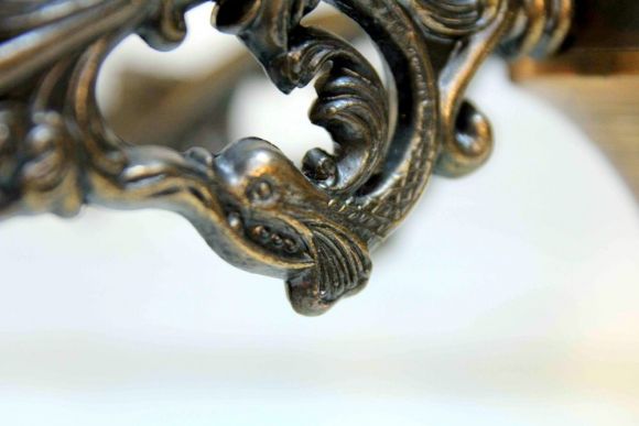 Антикварная люстра из бронзового литья. Европа. Начало 20 века