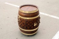 Замечательная  антикварная  бочка-бар. Европа. Начало 20 века