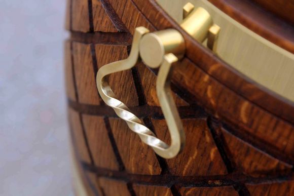 Замечательная  антикварная  бочка-бар. Европа. Начало 20 века