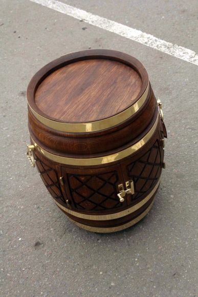 Замечательная  антикварная  бочка-бар. Европа. Начало 20 века