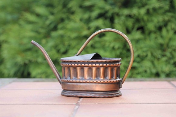 Примилая леечка для цветов из меди. Европа.Садовый инвентарь