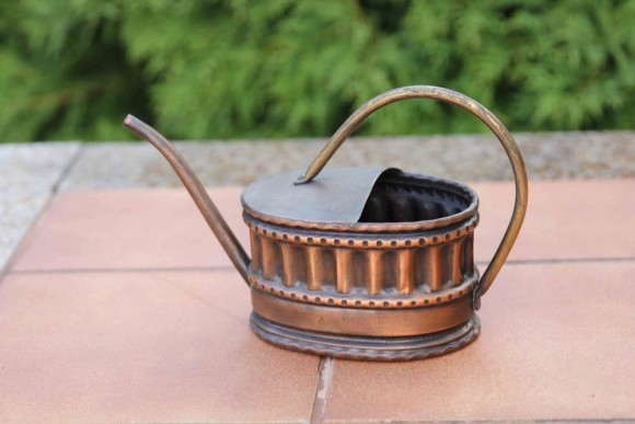 Примилая леечка для цветов из меди. Европа.Садовый инвентарь