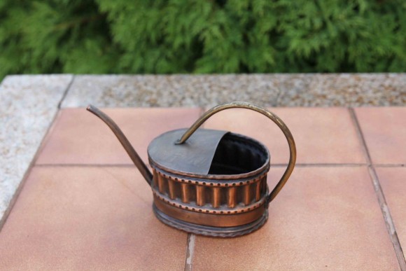 Примилая леечка для цветов из меди. Европа.Садовый инвентарь