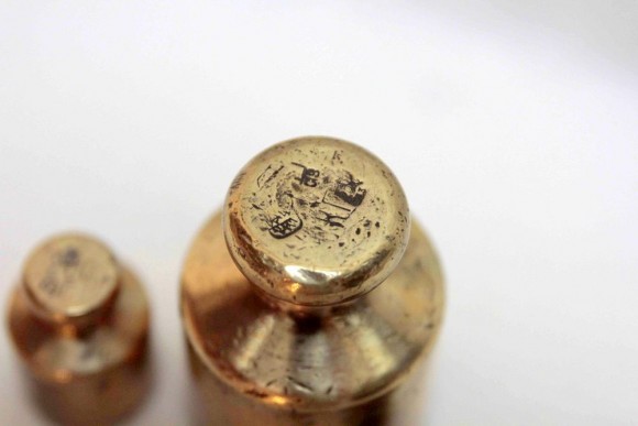 Замечательный набор латунных гирь.Европа. Начало 20 века