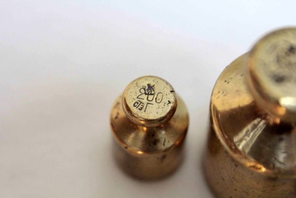 Замечательный набор латунных гирь.Европа. Начало 20 века