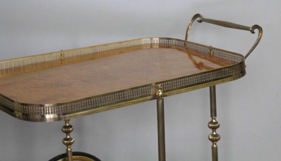 Мобильный помощник на колесах