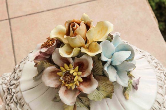 Роскошная итальянская супница - украшена цветами и росписью