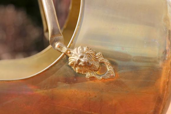 Огромная дровница из латуни. Европа. Начало 20 века