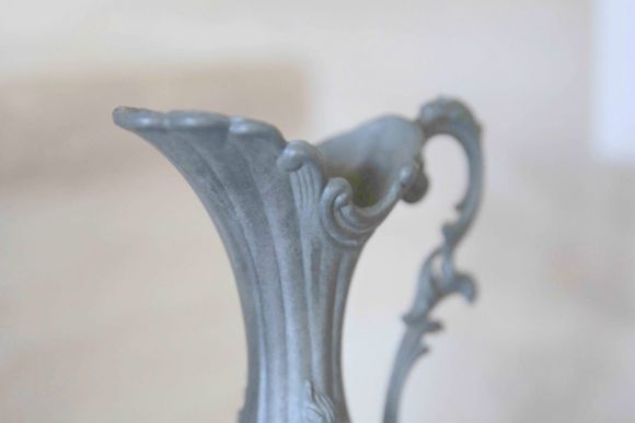 Изящный кувшин из олова. Европа.Начало 20 века.