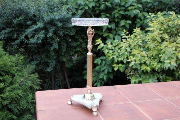 Роскошная напольная пепельница. Оникс, латунь, хрусталь