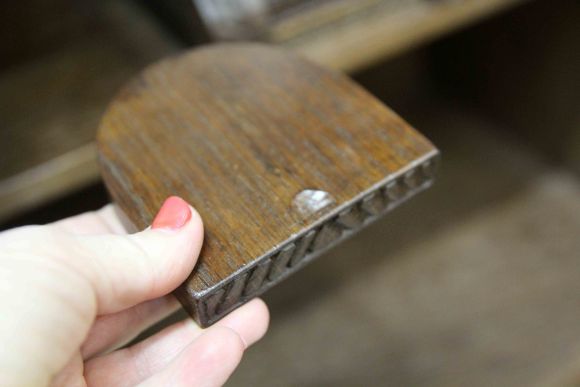 Старинный винный шкаф после реставрации