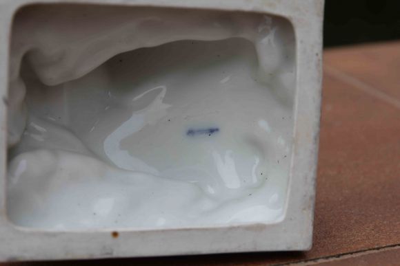 Обнаженная девушка с рыбой КПМ KPM Berlin