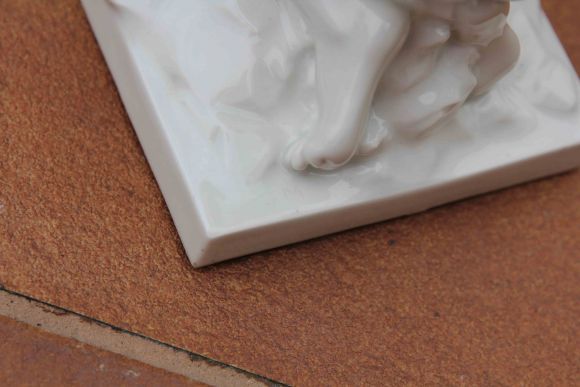 Обнаженная девушка с рыбой КПМ KPM Berlin