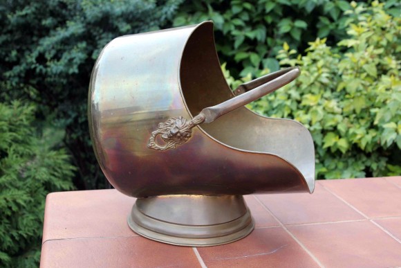 Шикарная дровница из латуни в патине. ОГРОМНАЯ