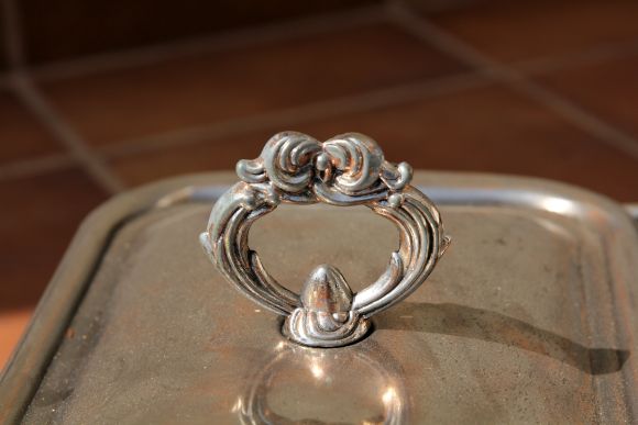 Антикварный мармит с серебренной крышкой 