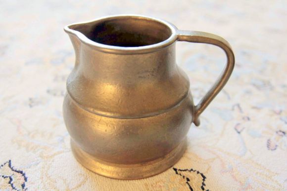 Пара старинных кувшинов из латуни.Европа.Начало 20 века