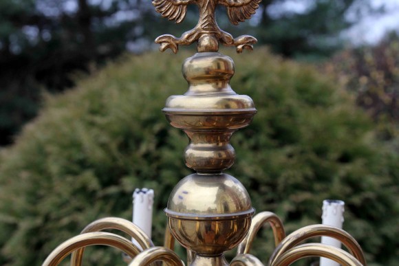 Антикварная бронзовая люстра с орлом