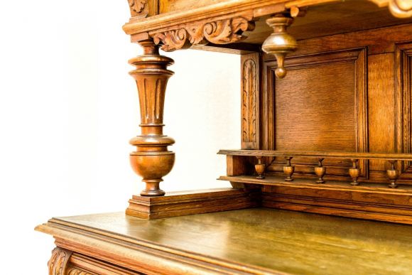 Старинный резной буфет. Фантазийный Сюжет Русалка. полная реставрация