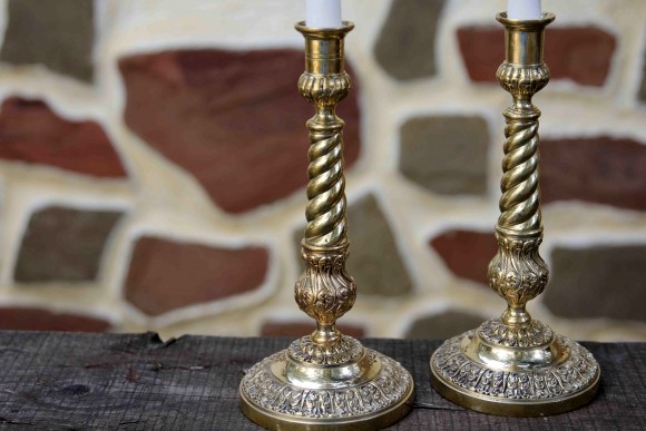 Великолепные парные подсвечники из латуни. Европейское литье