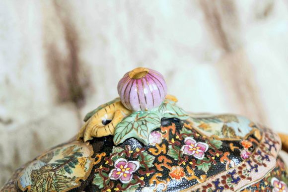 Винтажная китайская Ваза - Шкатулка "Воин" в технике Мориаж, Сацума SATSUMA - 60 гг