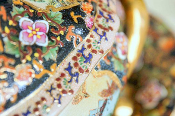 Винтажная китайская Ваза - Шкатулка "Воин" в технике Мориаж, Сацума SATSUMA - 60 гг