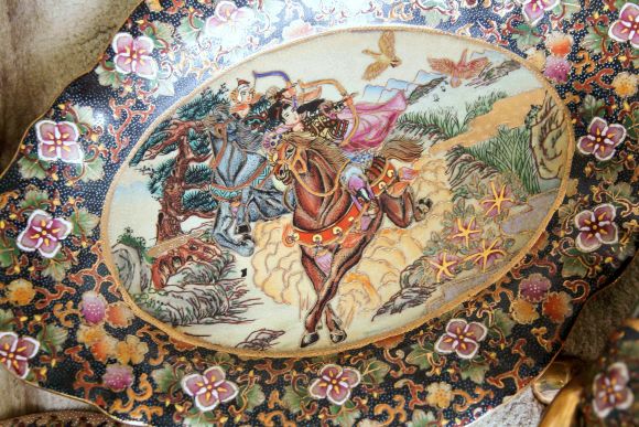 Винтажная китайская Ваза - Шкатулка "Воин" в технике Мориаж, Сацума SATSUMA - 60 гг