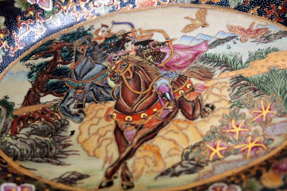 Винтажная китайская Ваза - Шкатулка "Воин" в технике Мориаж, Сацума SATSUMA - 60 гг