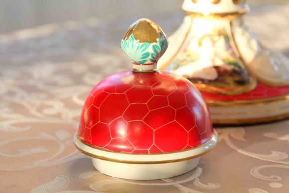 Декоративный высокий кувшин CAPODEMONTE