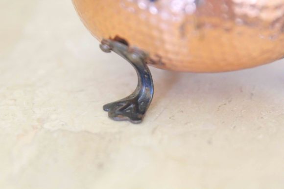 Медный чугунок на ножках. Европа. Середина 20 века