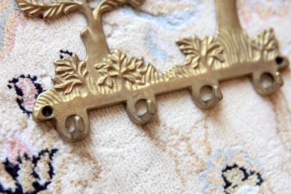 Старинные крючки из латуни. Великолепное литье