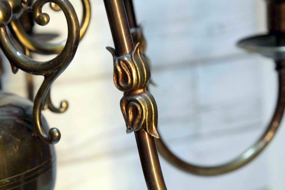 Старинная шикарная бронзовая люстра с шаром