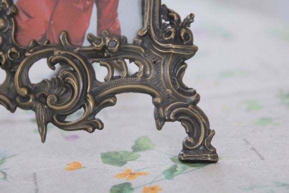 Замечательные антикварные рамочки из бронзы в патине