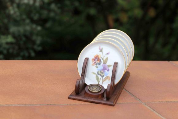 Очаровательный набор винтажных блюдец.Германия. Начало 20 века