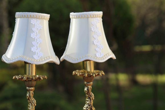 Очень милый, винтажный светильник