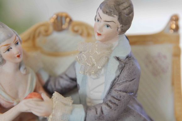 Старинная фарфоровая статуэтка "любовники", Европа. Конец 19 века