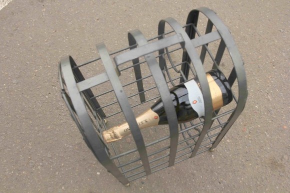 Интересная винная клеть для бутылок. Европа. Начало 20 века