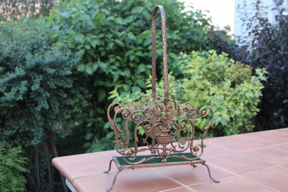 Роскошная Газетница из латуни с бархатом