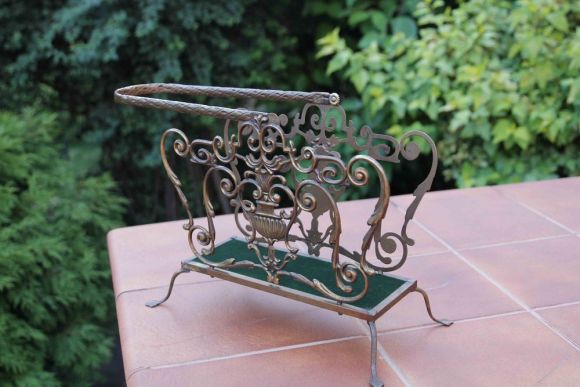 Роскошная Газетница из латуни с бархатом