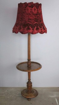 Винтажный напольный торшер из дерева.Европа.Начало 20 века